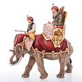 Koenig reitend mit Elefant und Treiber (10175-96B) 