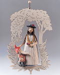 Snow White with ornament (07998-A) 