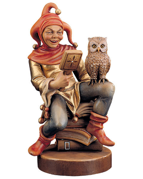Jester sitting on books (05522-) (0,00", ?)
